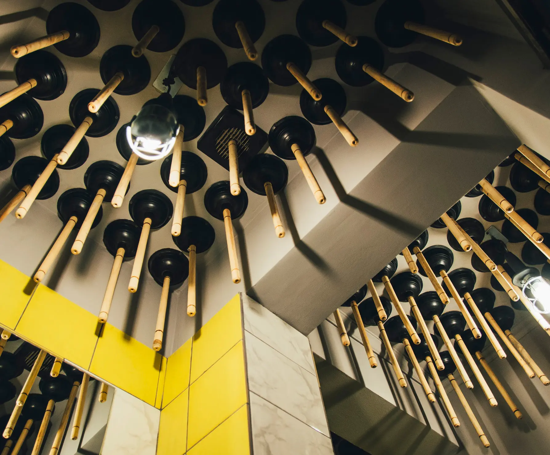 elhonestomike-losleones-5